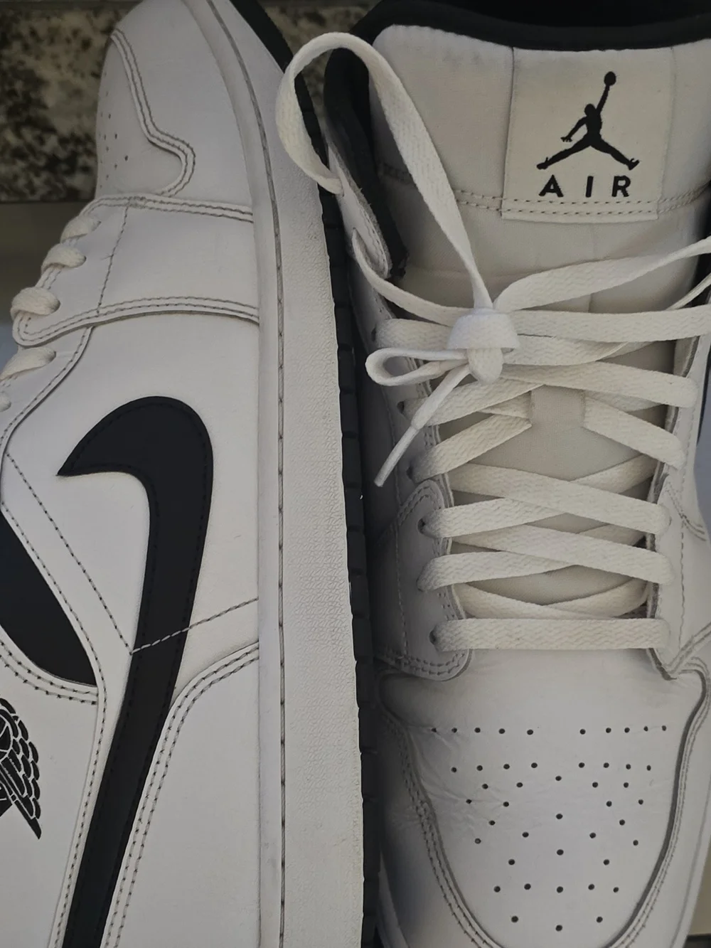 Nike Air Jordan 1 Mid Reverse Panda White Black Sneakers DQ8426-132 Men Size 13